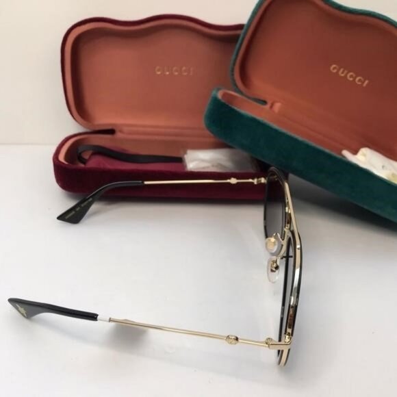 - New Original Gucci GG0062S 001 Gold Sunglasses - Picture 9 of 11